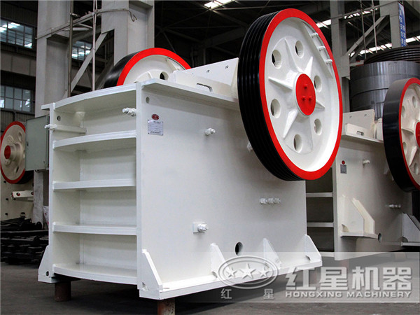 破石機(jī) 破石機(jī)