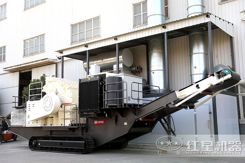 履帶式新型移動細碎制砂機 履帶式新型移動細碎制砂機