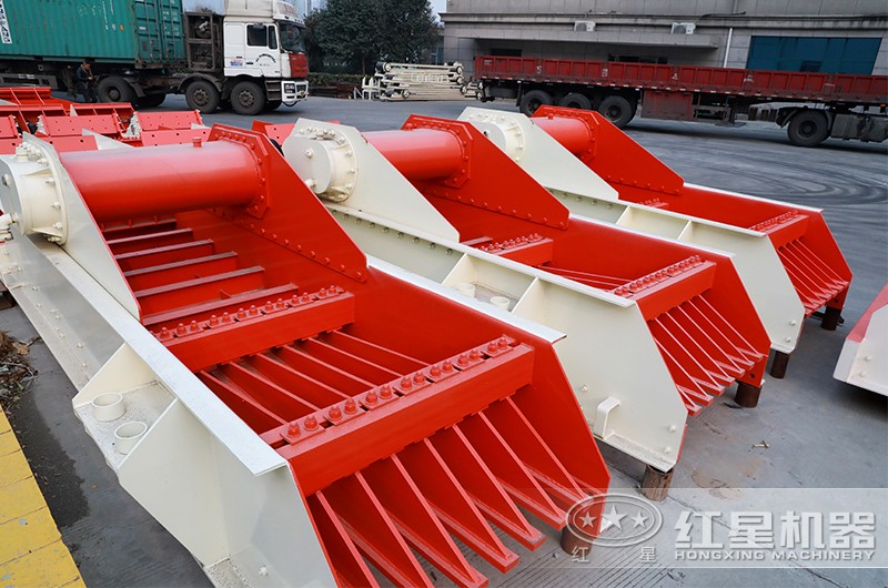 振動(dòng)給料機(jī) 振動(dòng)給料機(jī)