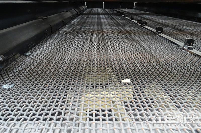 圓振動篩的篩網(wǎng)細(xì)節(jié)實拍 圓振動篩的篩網(wǎng)細(xì)節(jié)實拍