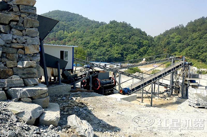 制砂設(shè)備生產(chǎn)線如何配置？整套價(jià)格多少？