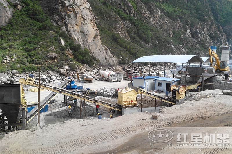 沖擊破碎機(jī)客戶生產(chǎn)現(xiàn)場 沖擊破碎機(jī)客戶生產(chǎn)現(xiàn)場