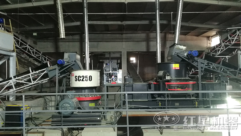 鄂破+圓錐破+沖擊制砂機配置的生產(chǎn)線 鄂破+圓錐破+沖擊制砂機配置的生產(chǎn)線