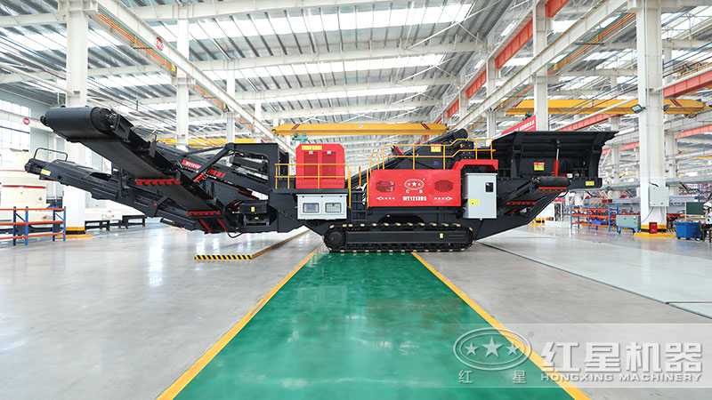 移動制砂機(jī)(履帶配置) 移動制砂機(jī)(履帶配置)