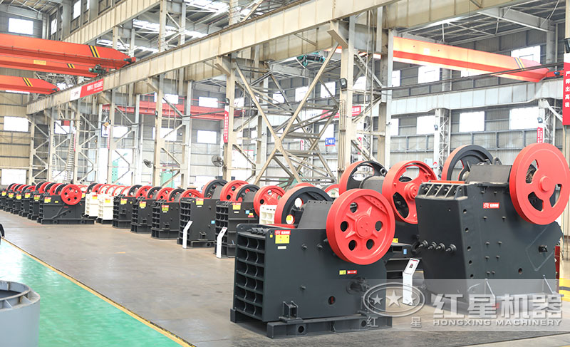 粗料破碎機-鄂破車間現(xiàn)貨，型號不同價格不等