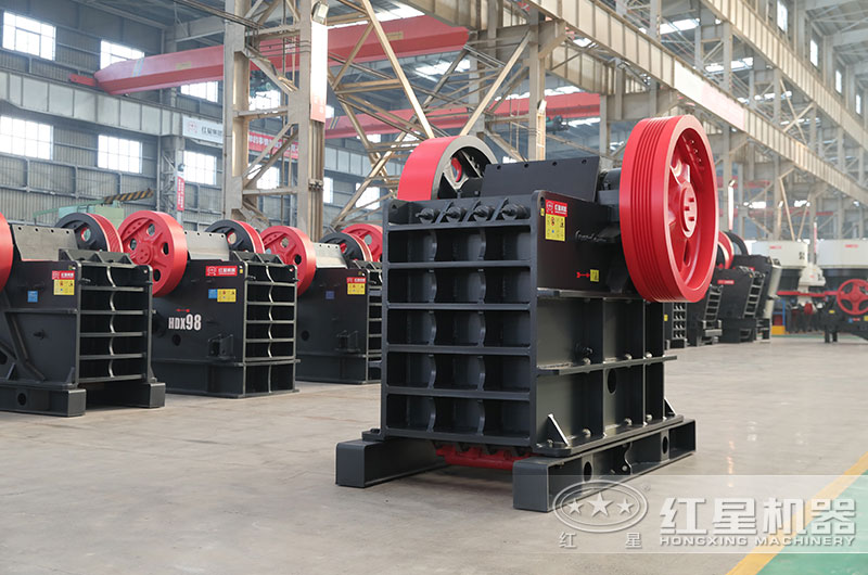 赤鐵礦破碎機(jī)設(shè)備有哪些？圖片及價(jià)格